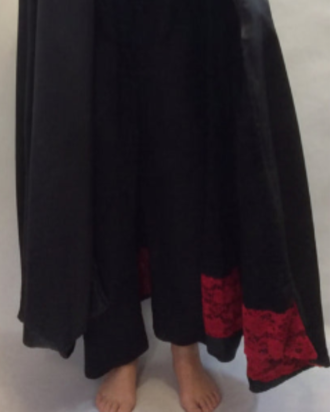 Capa de Exu 7 Capas - Roupas de Umbanda Terreiro Gira Esquerda Cerimonial Pai de Santo Sacerdote