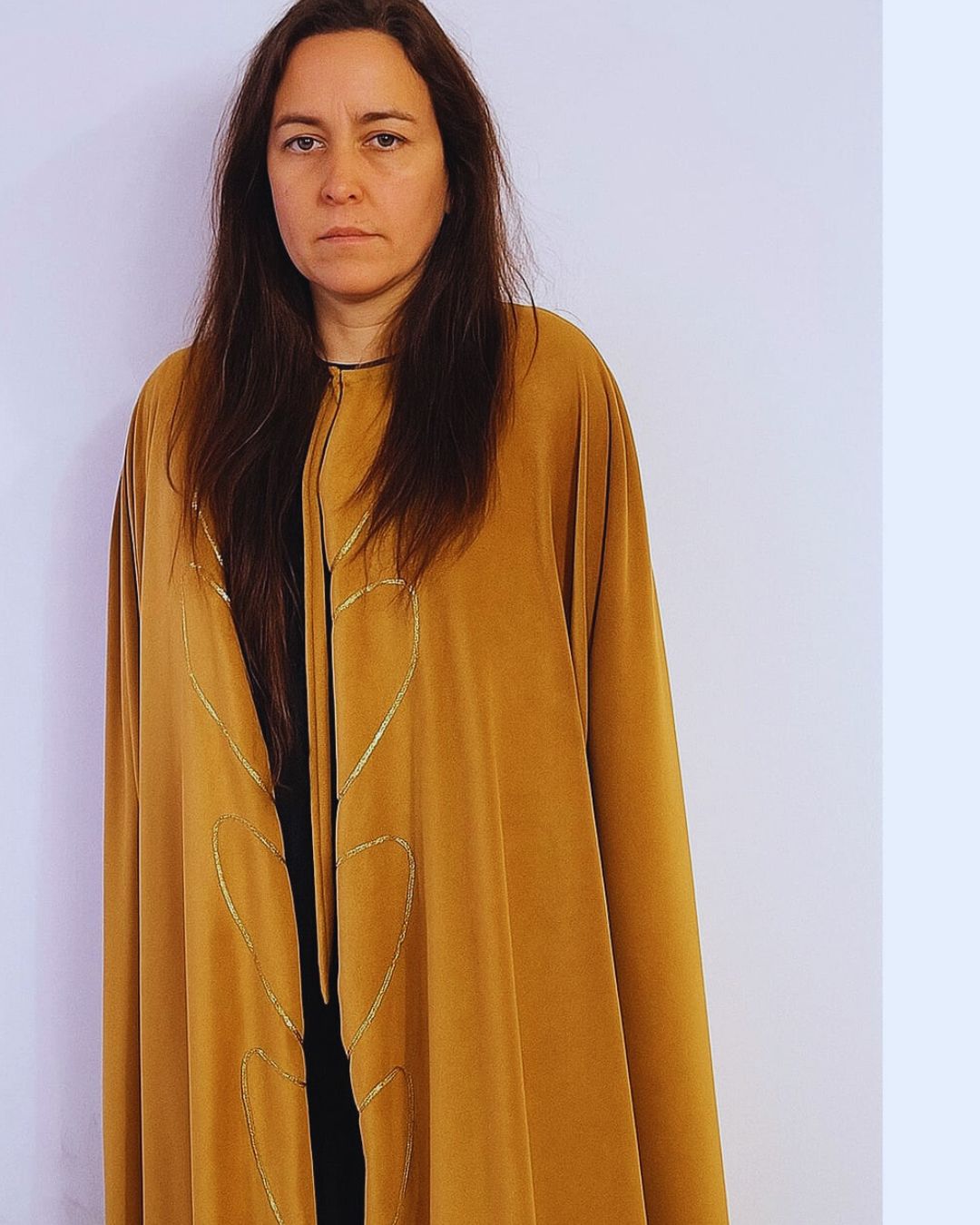 Capa Exu Veludo Dourado - Roupas de Umbanda Ritual Pai de Santo Cerimonial Sacerdote Sacerdotiza Gira Esquerda