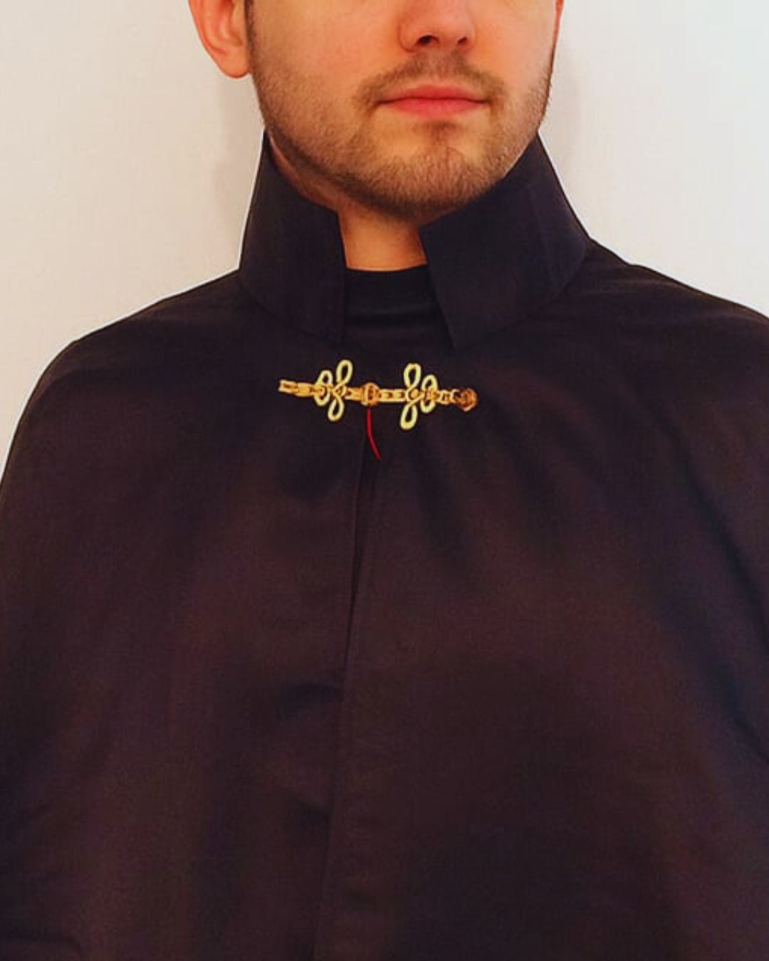 Capa de Exu 7 Encruzilhadas Roupas de Umbanda Terreiro Gira Esquerda Cambone Medium Sacerdote