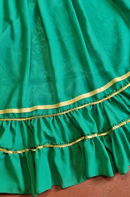 Saia Rainha das Matas Roupas Umbanda Axê Terreiro Sacerdotiza Medium Desenvolvimento