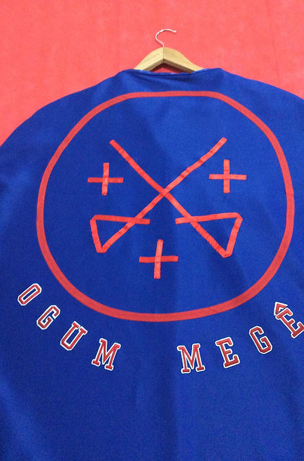 Capa de Ogum Megê