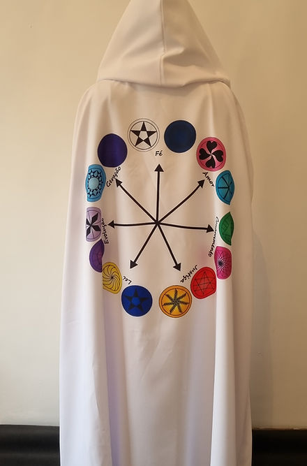 Capa dos 7 Tronos Divinos Roupas Brancas Umbanda Axê Terreiro Gira Mediúm Sacerdote 