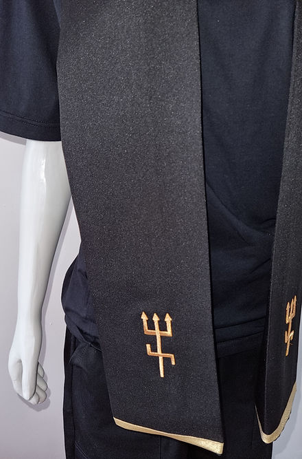 Conjunto de Estola e Filá masculino de Esquerda Roupas Umbanda Axê Terreiro Gira Medium Sacerdote Ritual Ceremonia
