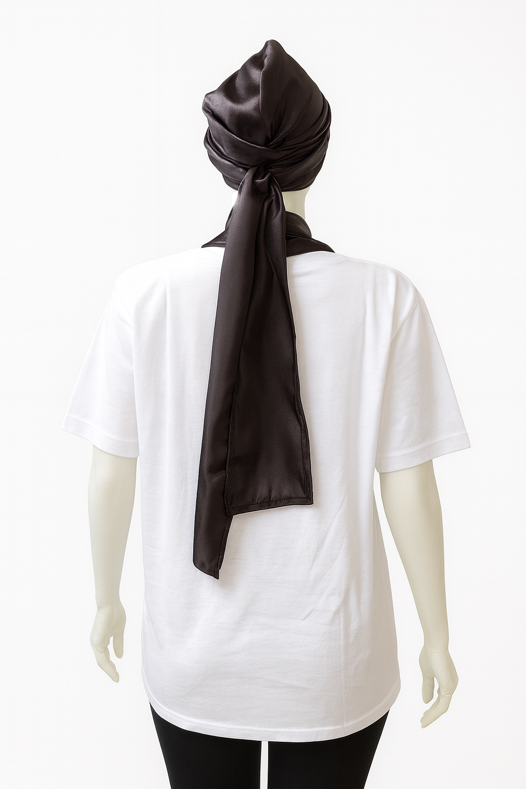 Estola e Filá Feminino Preto Roupas Umbanda Axê Terreiro Laroyê Gira Esquerda Sacerdote Medium