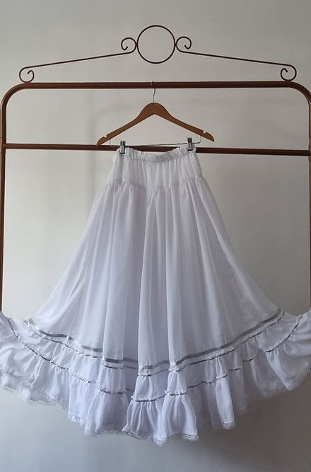 Saia Mãe Loguna Oya-Tempo Roupas Umbanda Axê Terreiro Gira Trono Feminino Fe Sacerdotiza Medium 