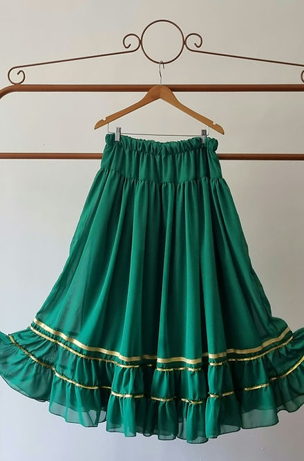 Saia Rainha das Matas Roupas Umbanda Axê Terreiro Sacerdotiza Medium Desenvolvimento 