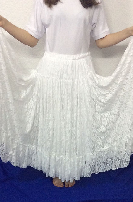 Saia de Renda Rodada Feminina Roupas Brancas Umbanda Terreiro Sacerdotiza Medium 