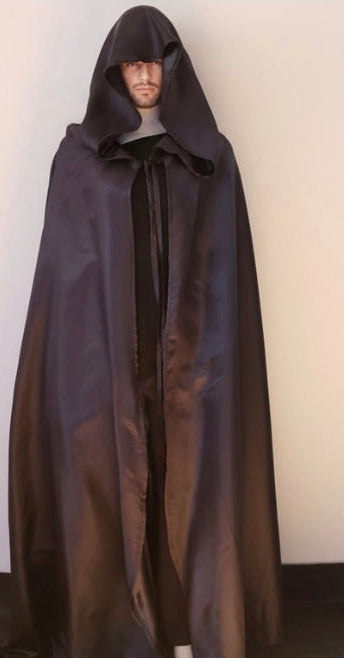 Capa de Exu Ventanias Roupas Umbanda Axê Laroyê Terreiro Gira Esquerda Medium Sacerdote